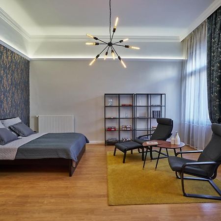 Nanirol Apartment At Gellert Bath Budapest Exterior photo