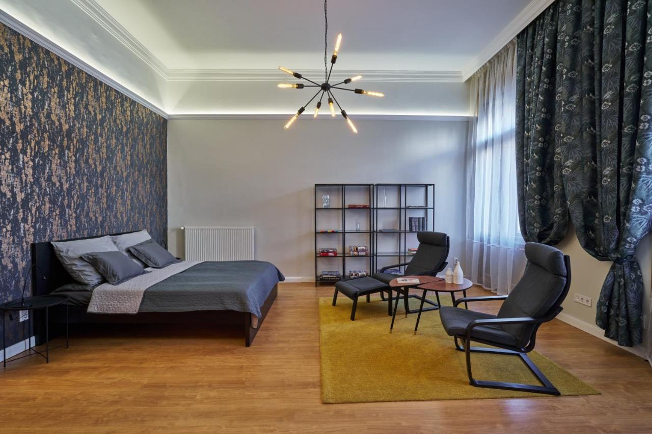 Nanirol Apartment At Gellert Bath Budapest Exterior photo