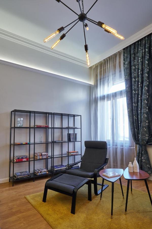 Nanirol Apartment At Gellert Bath Budapest Exterior photo