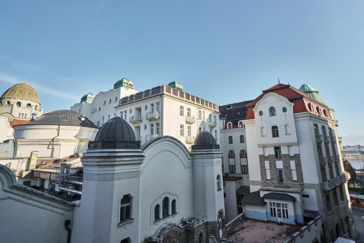 Nanirol Apartment At Gellert Bath Budapest Exterior photo